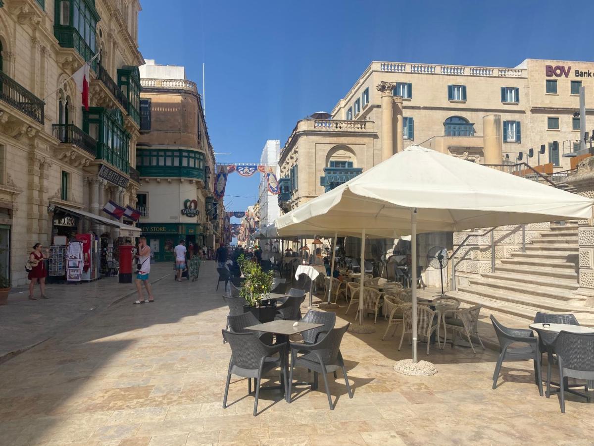 Sunshine Apartments Mellieha - Modern Three Bedroom Ground Floor Apartment With Yard Eksteriør billede