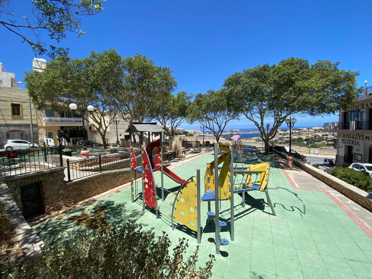 Sunshine Apartments Mellieha - Modern Three Bedroom Ground Floor Apartment With Yard Eksteriør billede